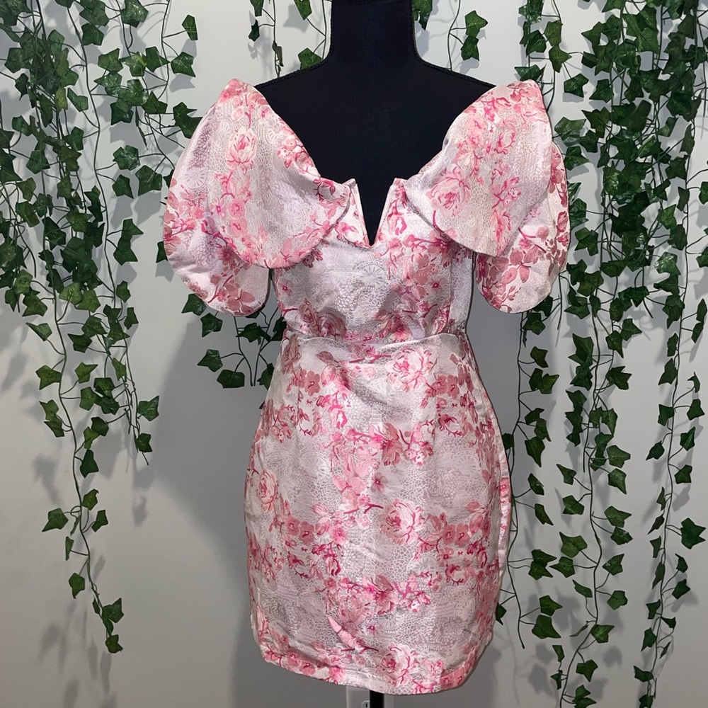 Pretty Little Thing | Pink V Bar Jacquard Bodycon Dress